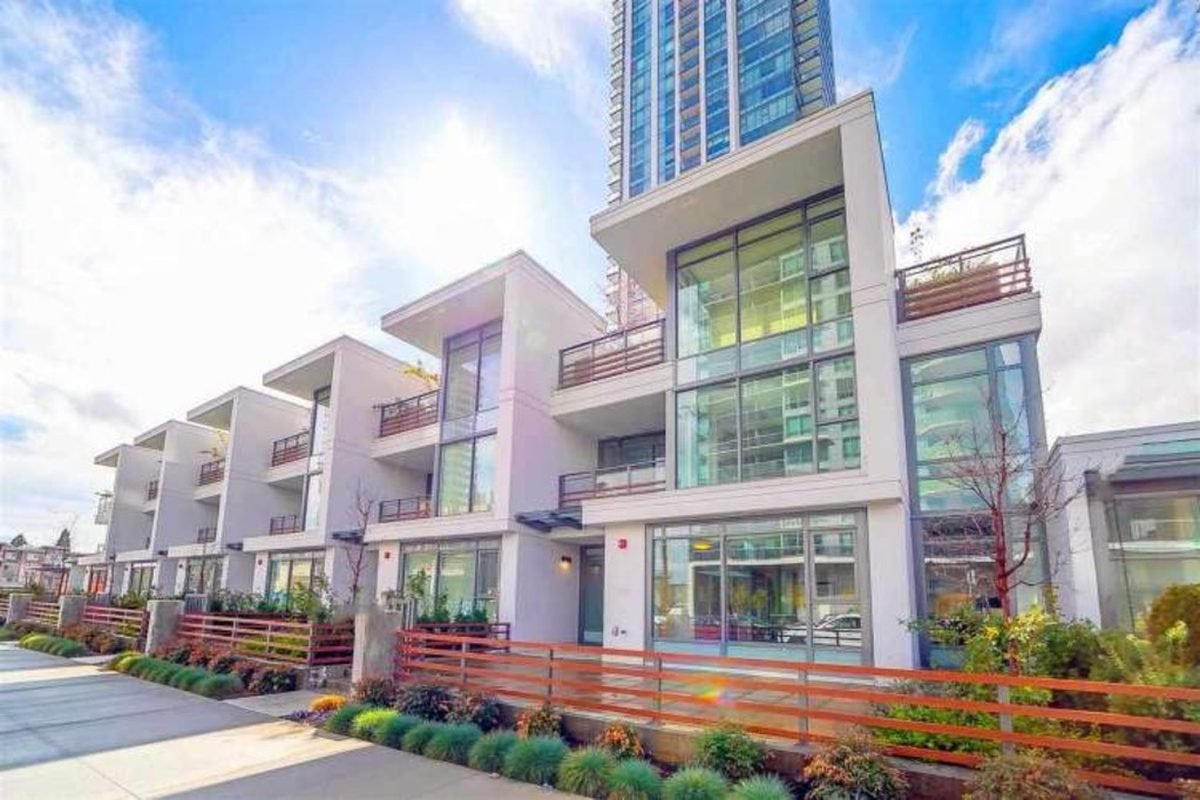 Townhouse glass replacement Vancouver
